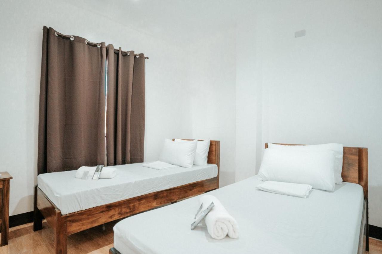 Sonora'S Inn, Coron Bagian luar foto